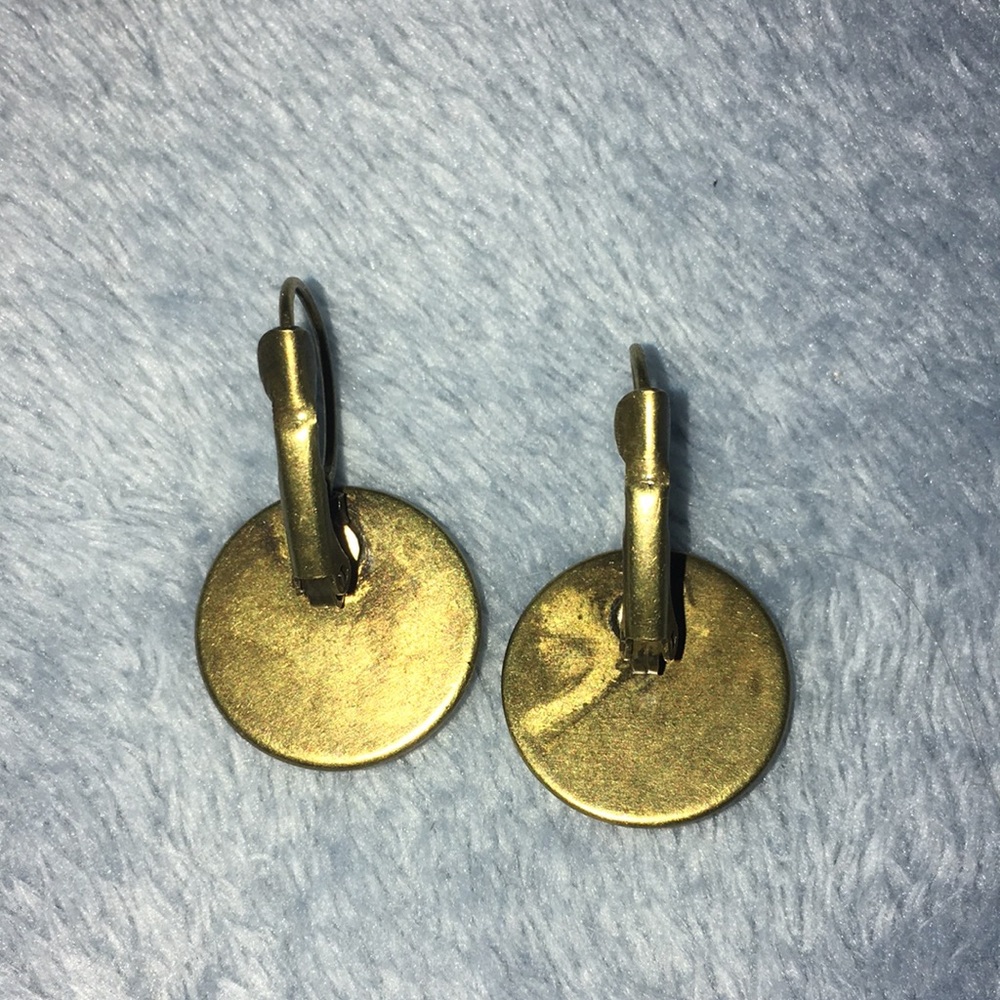 Earrings - Picture 2 of 3